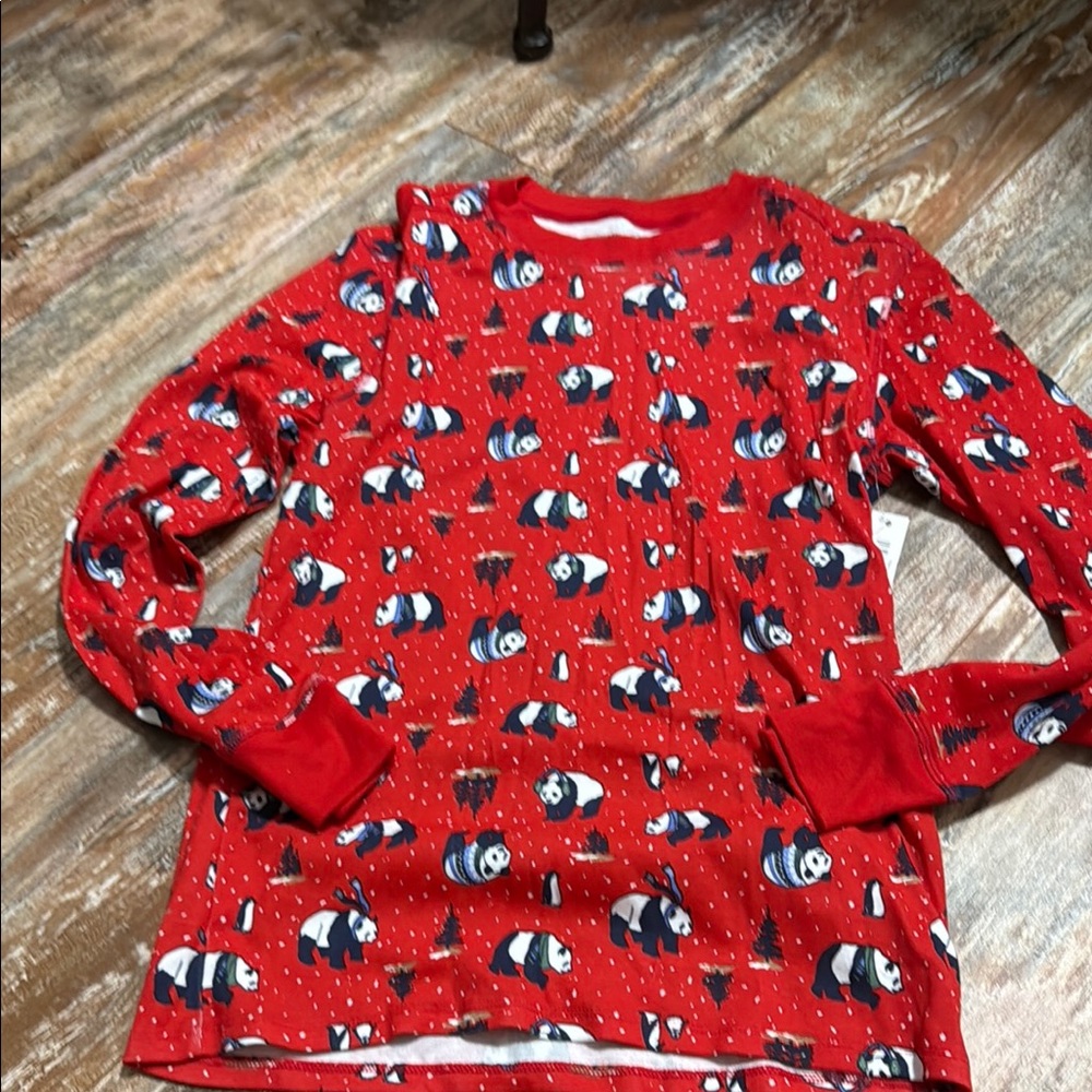 Red Panda winter themed print  pajama top size XS